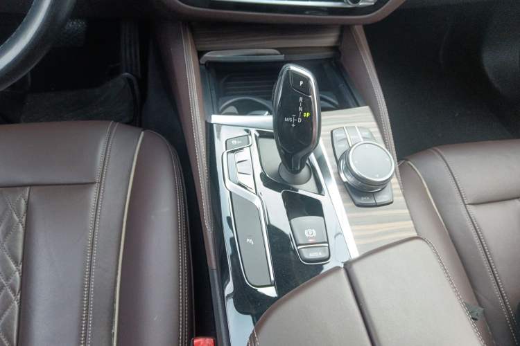 Used BMW 5 Series 2018 Revised Version 530Li Leading Edition Luxury Package
