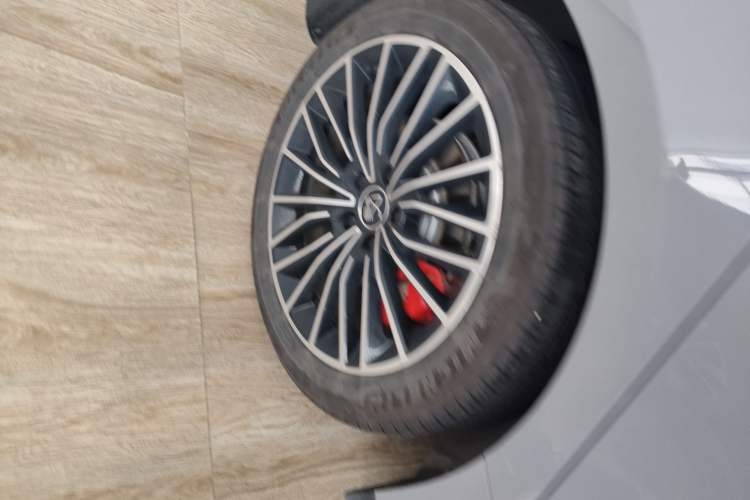 Used BYD Han 2025 EV with 701 km of Laser Radar-Enabled Intelligent Driving