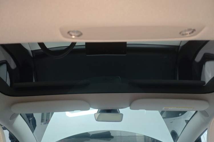 Used Tesla Model 3 2022 Performance High-Performance All-Wheel-Drive Version
