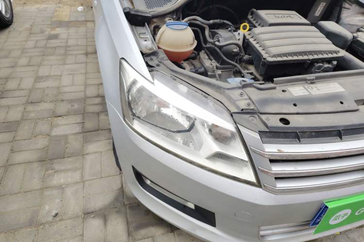 Used Volkswagen Santana 2013 1.4L Manual Comfort Edition
