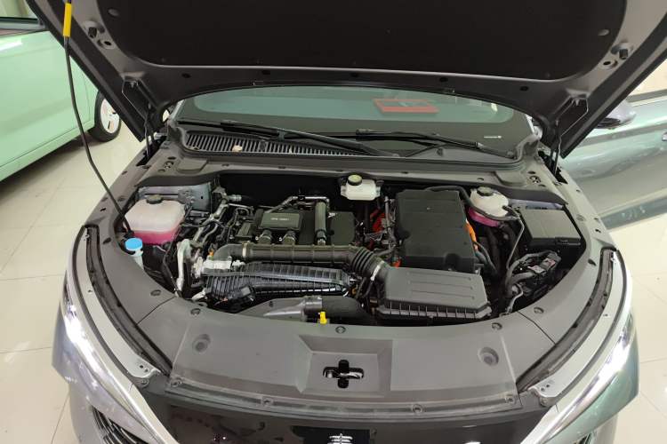 Used BYD Qin L 2024 DM-i 120KM Leading Model
