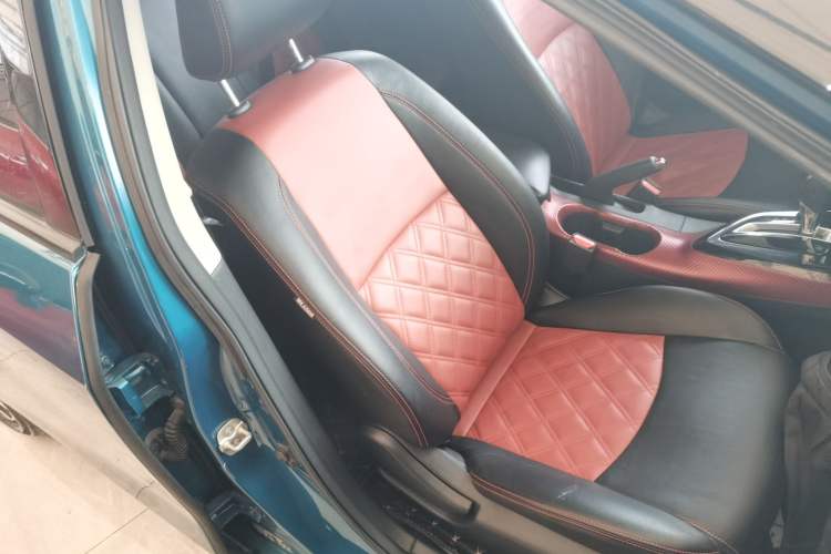 Used Nissan Lannia 2016 1.6L CVT Smart Cool Edition
