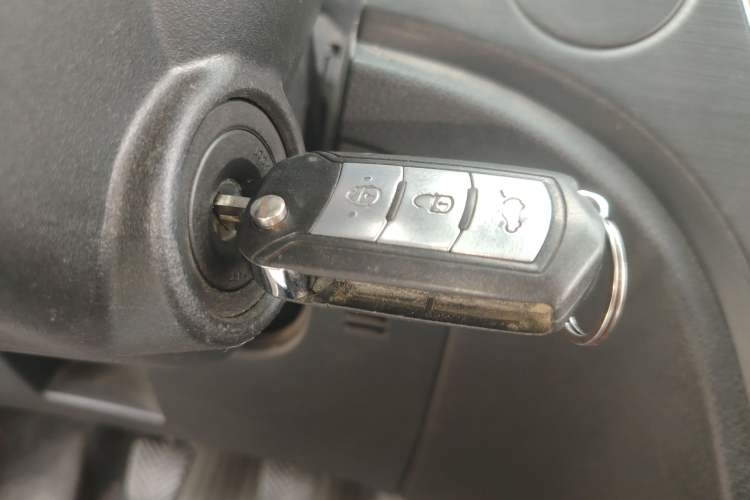 Used GAC Trumpchi GA3S Vision 2014 1.6L Manual Elite Edition
