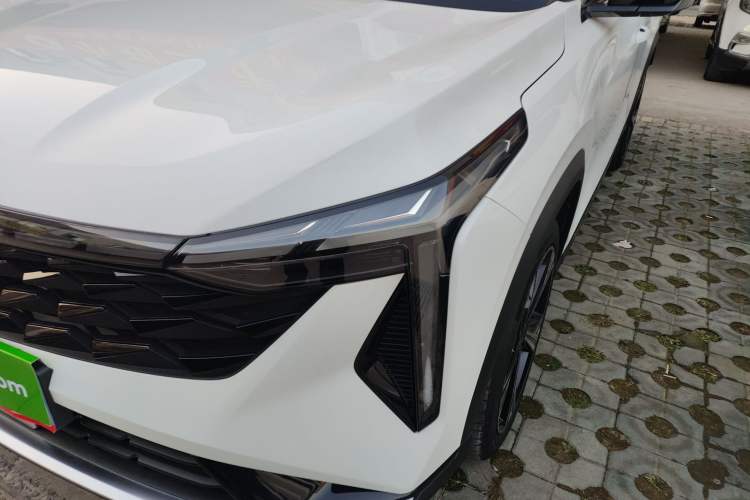 Used Geely Auto Emgrand X7 Sport 2023 Boyue COOL 1.5TD ZhiZun Edition
