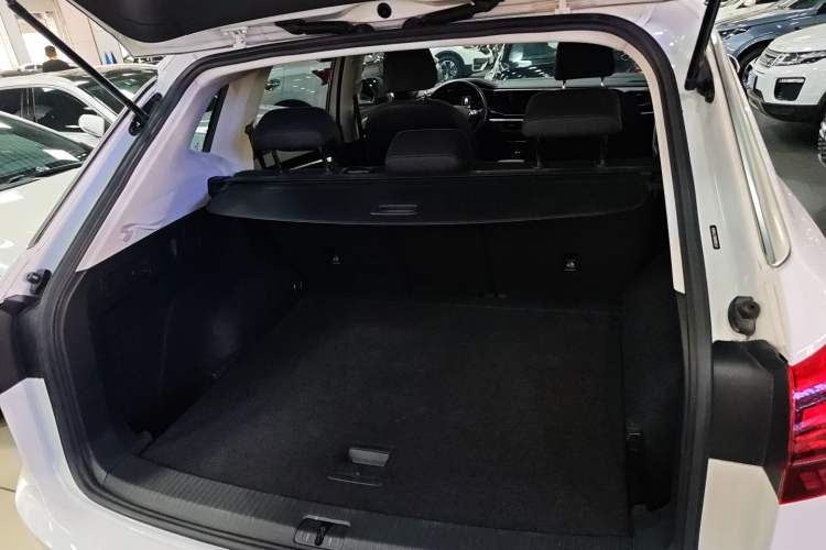 Used Volkswagen Tayron 2020 330TSI Two-Wheel Drive Luxury Smart Connectivity Version
