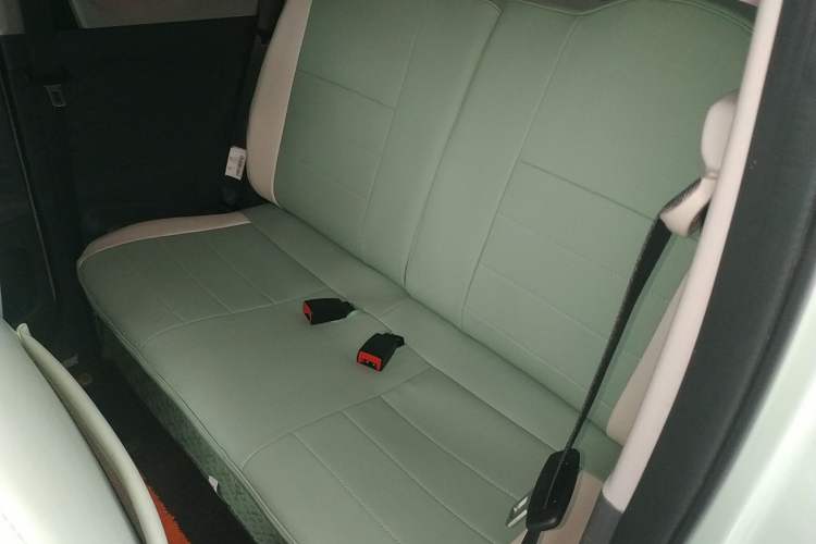 Used Wuling Hongguang MINIEV 2021 Macaron Fashion Model Lithium Iron Phosphate
