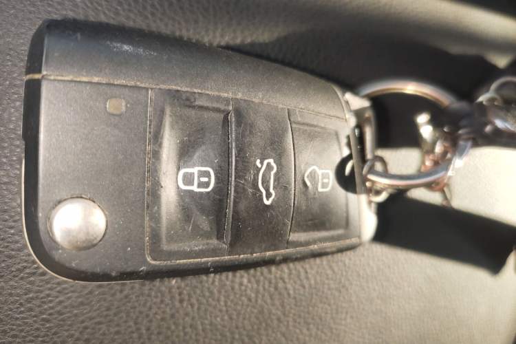 Used Volkswagen T-ROC 2022 280TSI DSG Two-Wheel Drive Comfort PLUS
