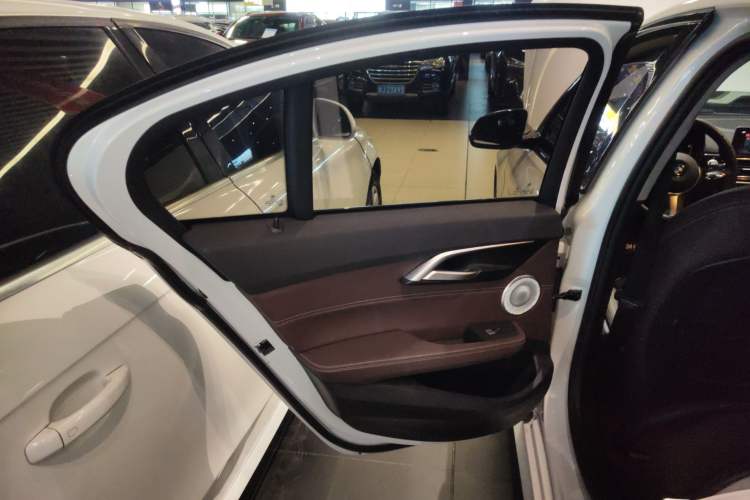 Used BMW 1 Series 2021 120i M Sport Night Edition
