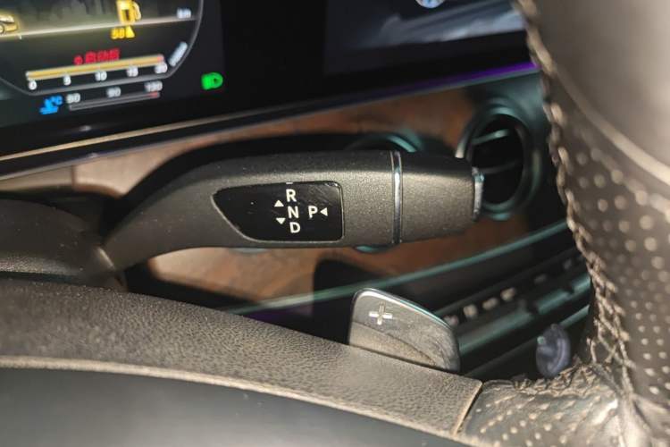 Used Mercedes-Benz E-Class 2017 E 200 L 4MATIC
