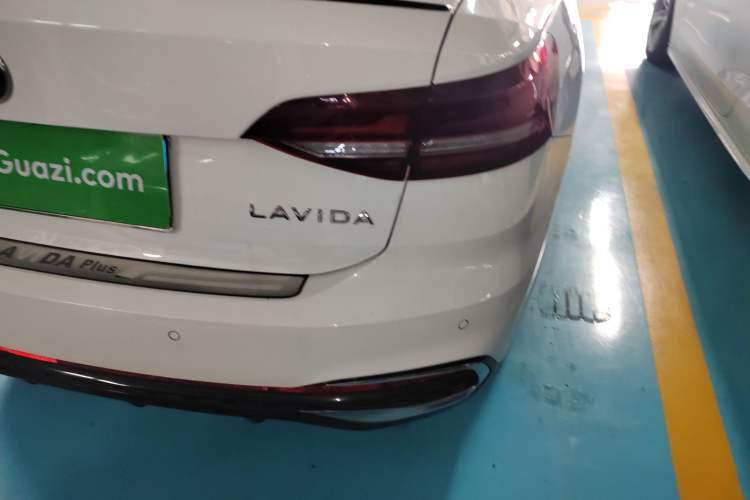 Used Volkswagen Lavida 2023 200TSI DSG Starry Full-Comfort Edition
