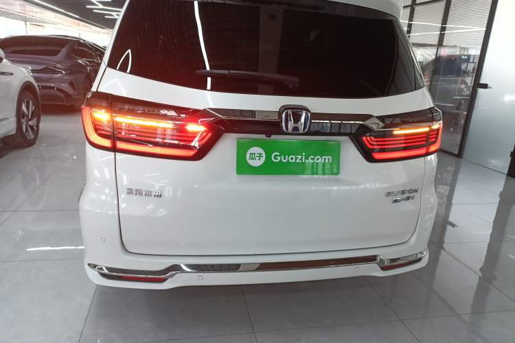 Used Honda Elysion 2022 2.0L eHEV Prestige Edition