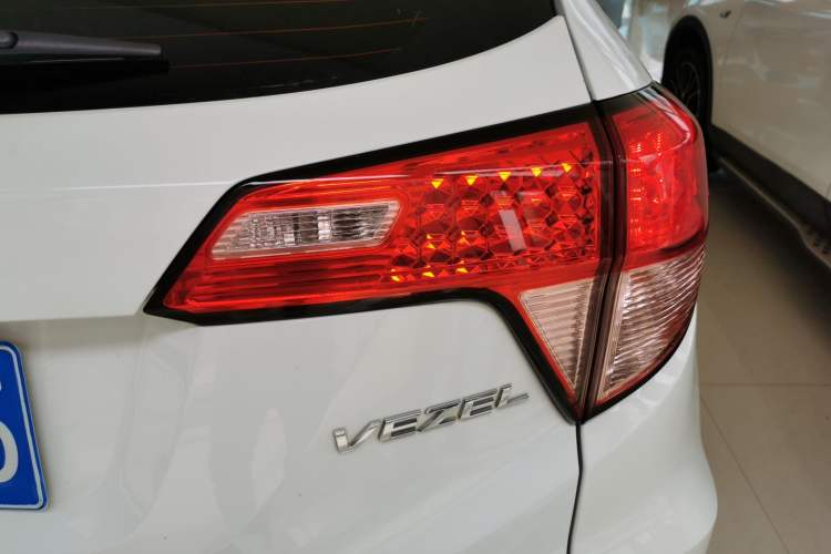 Used Honda Vezel 2017 1.5L CVT 2WD Comfort Model
