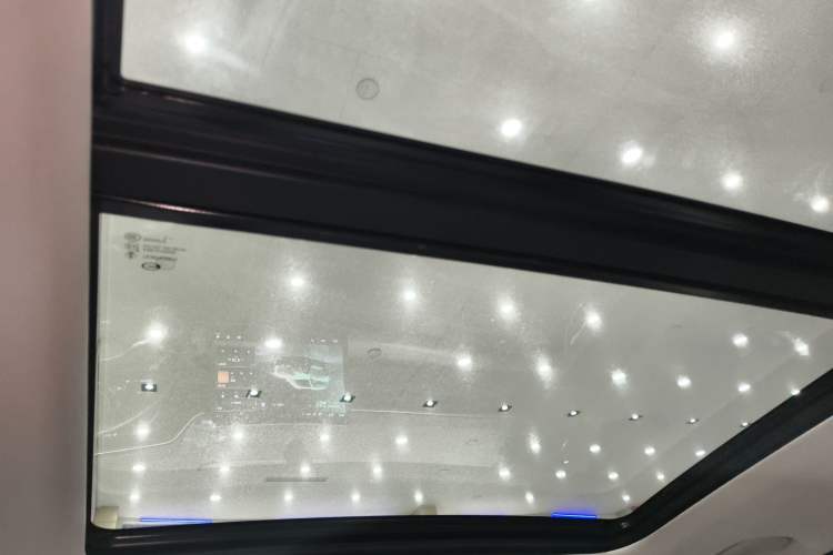 Used GAC Trumpchi GS8 2022 Flagship Series 2.0 TGDI Four-Wheel Drive Luxury Smart Connectivity Version (7 Seats)
