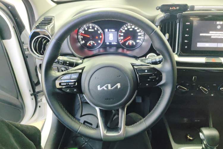 Used Kia Stonic 2021 1.4L CVT Fun Edition
