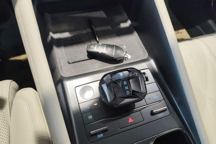 Used BYD Song L EV 2024 550 km Excellence Version