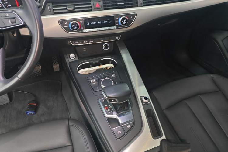 Used Audi A5 2017 Sportback 40 TFSI Fashion Model
