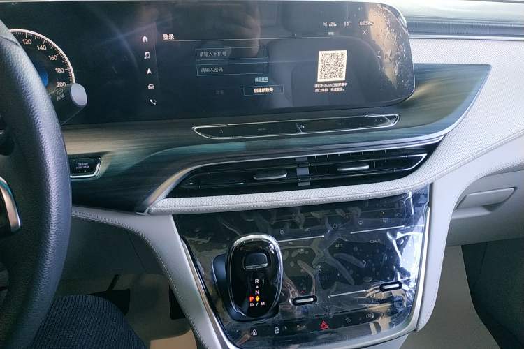 Used Buick GL8 2022 ES Landtrek 653T Comfort Edition
