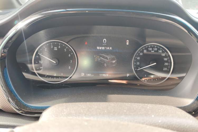 Used Buick GL8 2021 Land Cruiser Executive Class 652T Luxury Model