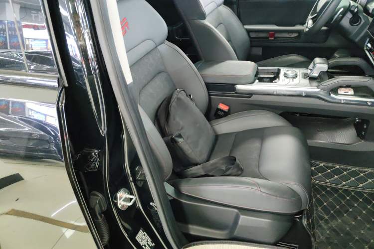 Used JETOUR Traveler 2023 1.5T Two-Wheel Drive Discovery PRO
