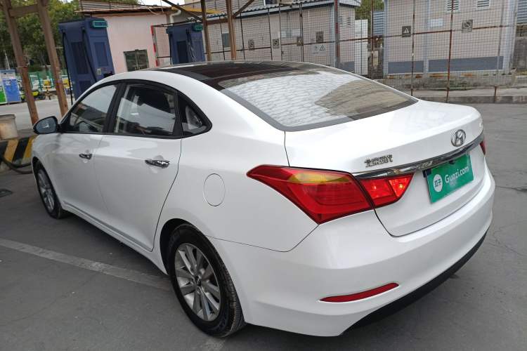 Used Hyundai Mistra 2014 1.8L Automatic Smart GLS
