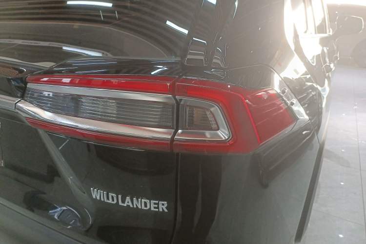 Used Toyota Wildlander 2023 2.0L CVT Two-Wheel Drive Luxury PLUS Edition