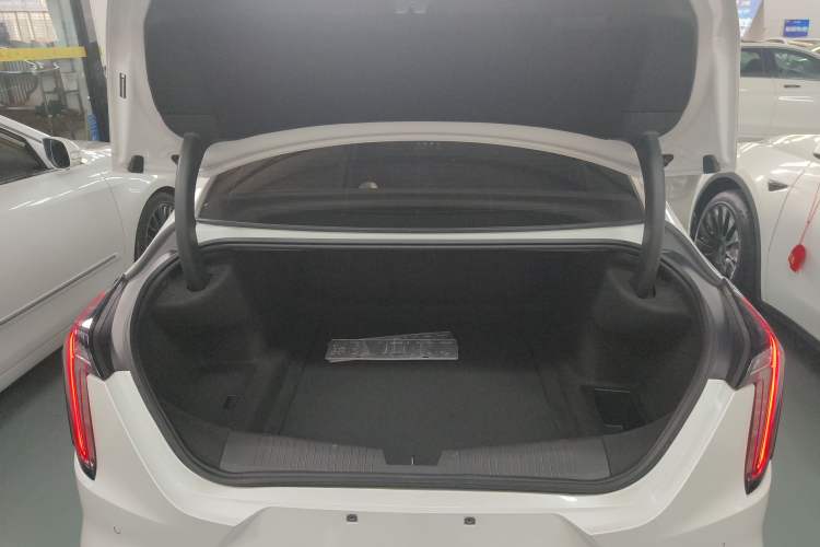 Used Cadillac CT4 2023 25T Luxury Model
