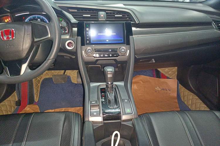 Used Honda Civic 2021 HATCHBACK 220TURBO CVT New Trendsetter
