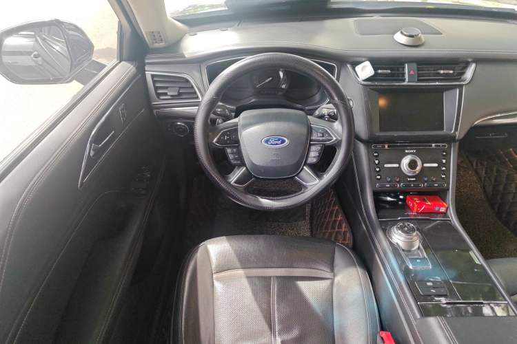 Used Ford Taurus 2015 EcoBoost 245 Luxury Model

