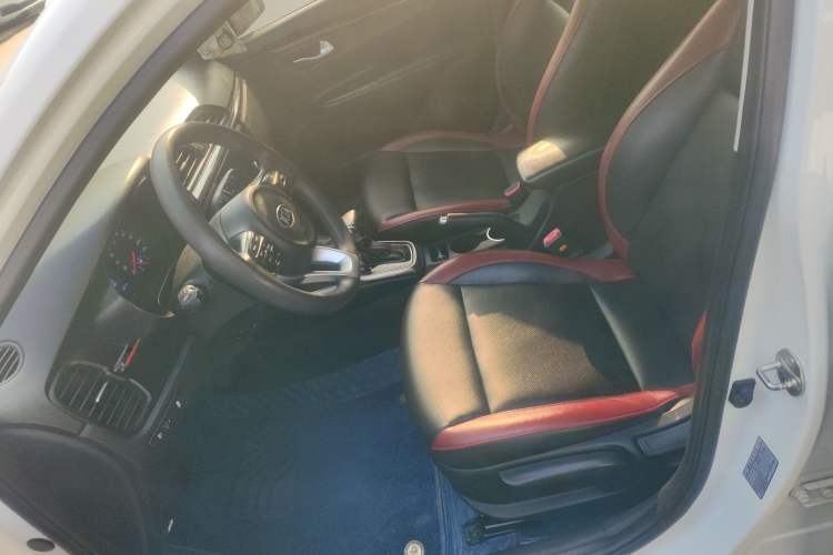 Used Kia KX Cross 2017 1.4L AT GLS