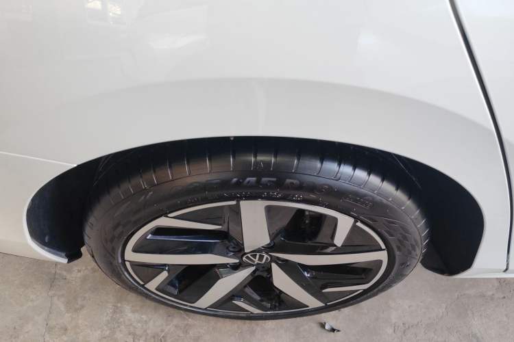 Used Volkswagen Lamando 2024 Lavida L 280TSI DSG Cool & Spicy Edition
