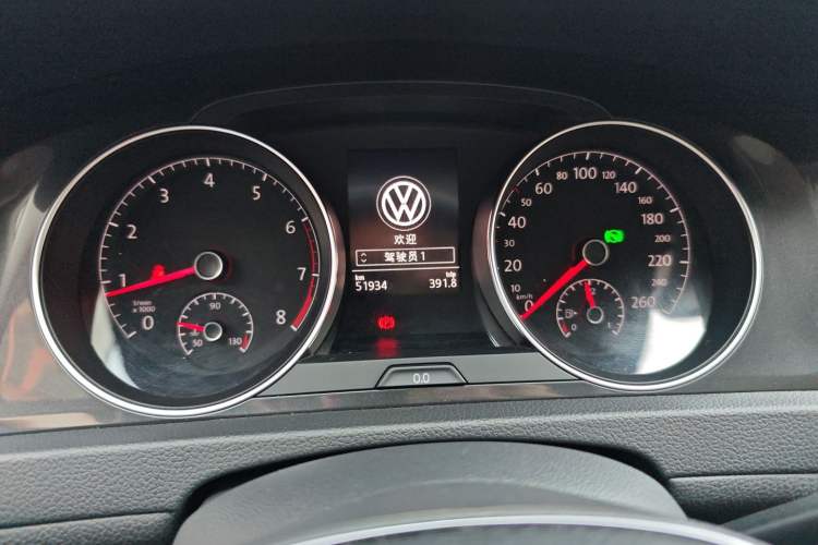 Used Volkswagen Golf 2018 230TSI Automatic Luxury Version