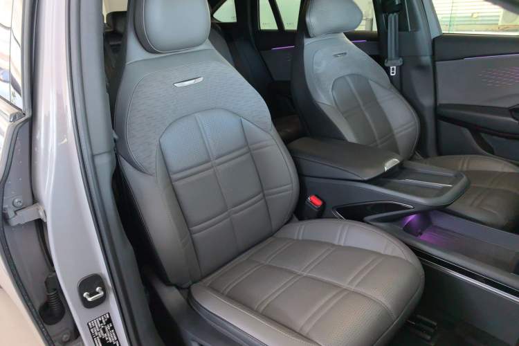 Used Hongqi EH7 2024 820 Pro