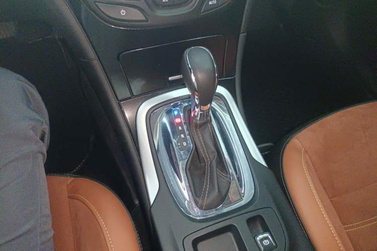 Used Buick Regal 2015 1.6T Elite Tech Model
