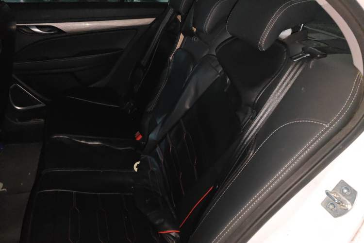 Used Geely Auto Emgrand 2019 Leading Edition 1.5L CVT Luxury Model China VI Standard
