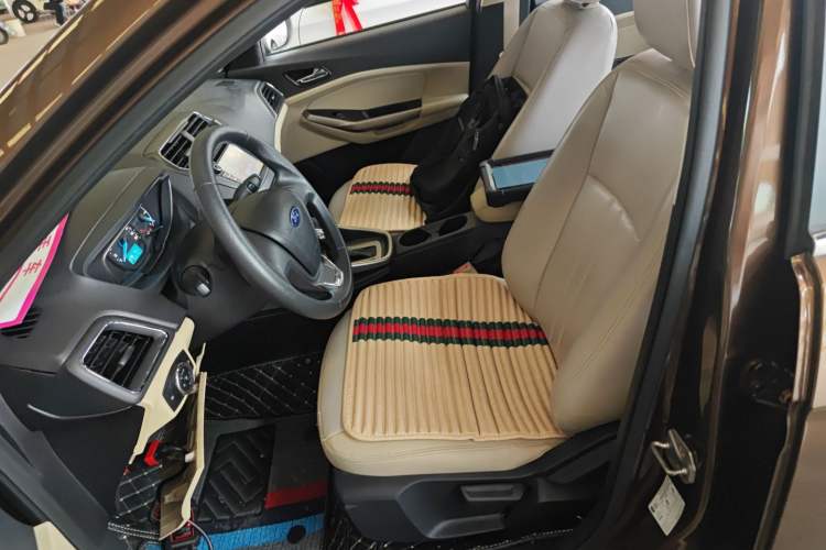 Used Ford Escort 2015 1.5L Automatic Comfort Model
