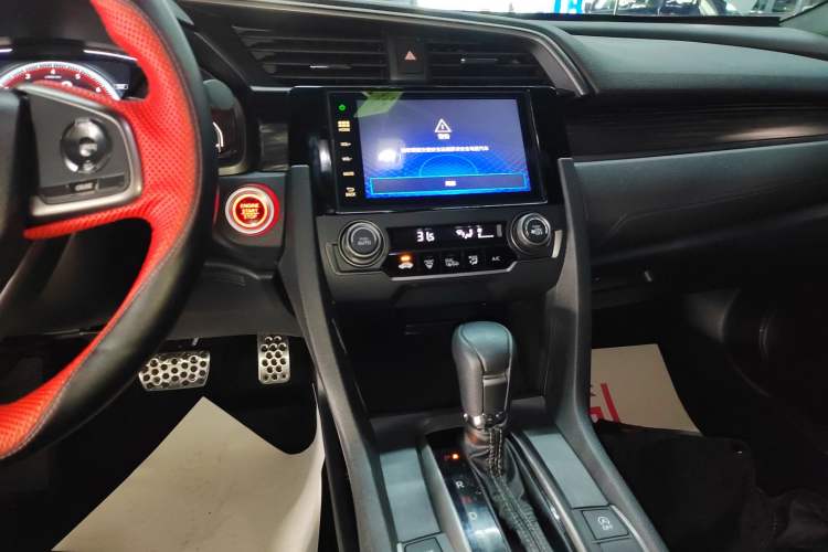 Used Honda Civic 2021 HATCHBACK 220TURBO CVT Trendy Cool Edition