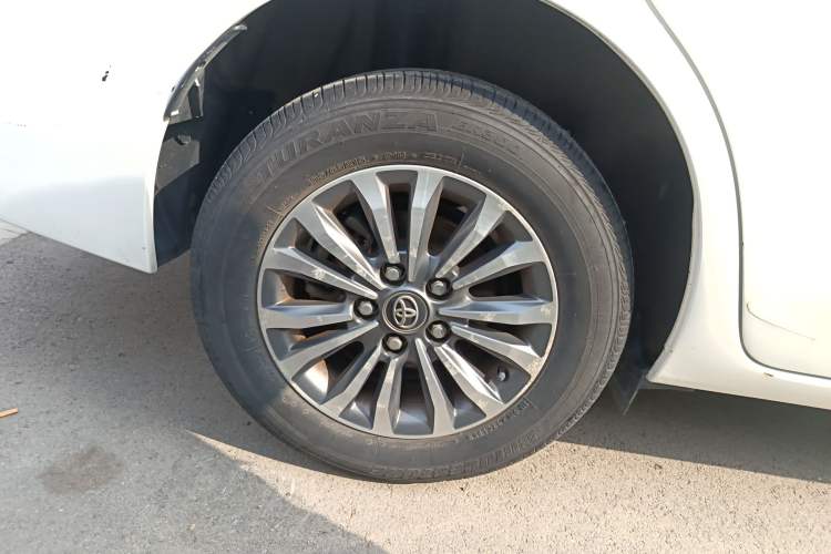 Used Toyota Corolla 2017 Revised Version 1.2T S-CVT GL