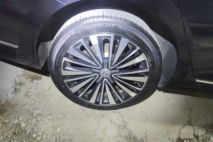 Used Volkswagen Passat 2019 380TSI Prestige Edition China VI Standard
