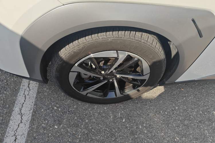 Used AION Y 2023 Younger Star Edition