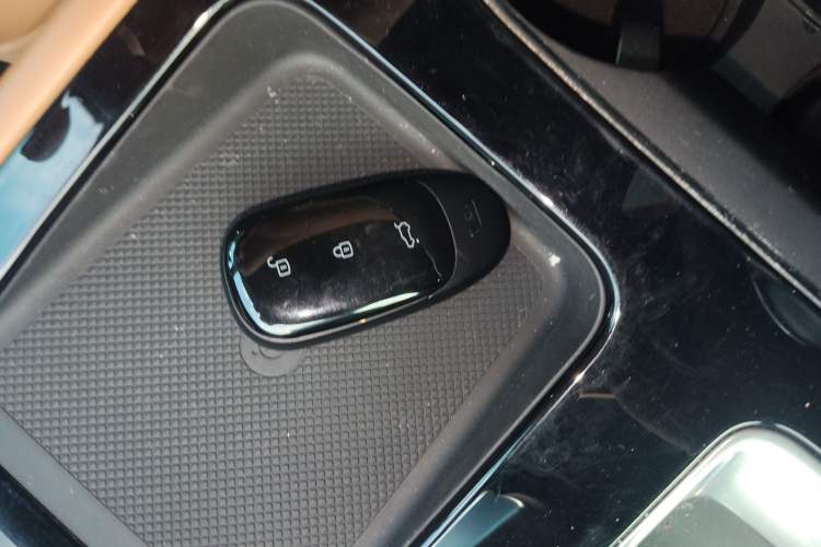 Used Li Auto ONE 2020 Extended-Range 6-Seater Version
