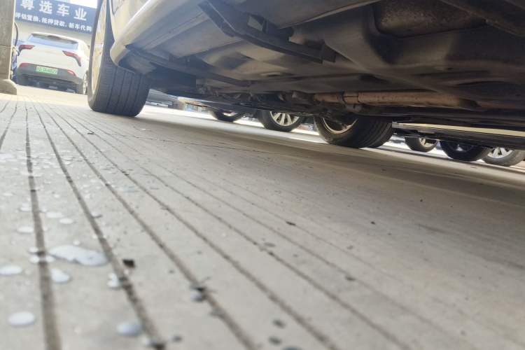 Used  Cherokee 2014 2.4L Luxury Edition
