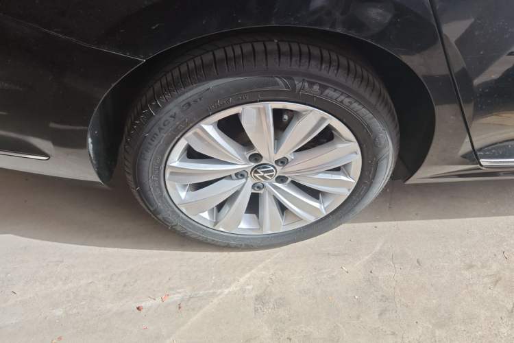 Used Volkswagen Passat 2021 280TSI Elite Edition
