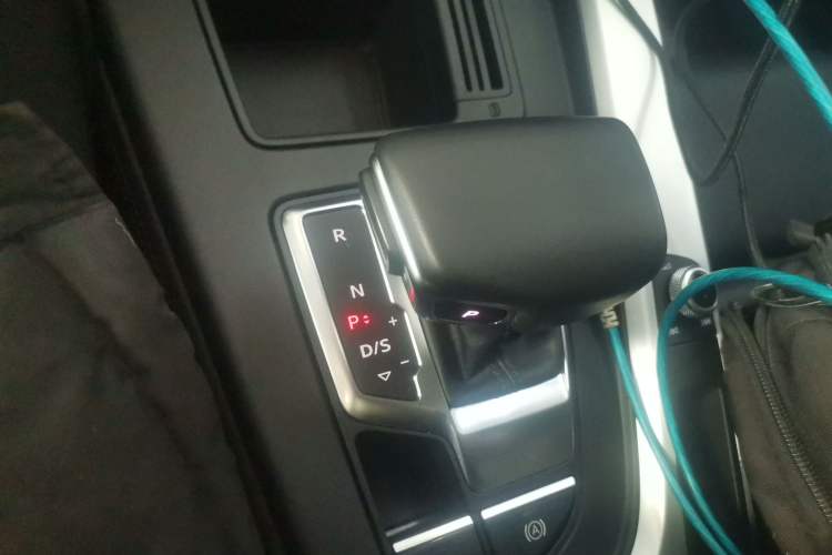 Used Audi A4L 2022 40 TFSI Luxury Dynamic Model
