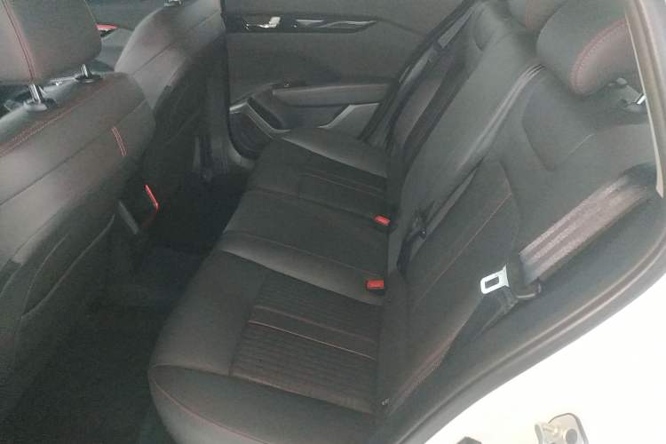 Used Dongfeng Aeolus Yixuan 2021 230T Automatic ZuiFeng Edition