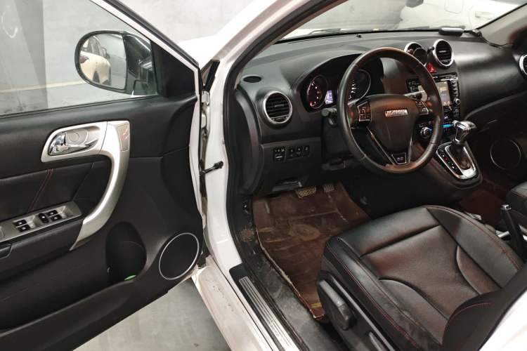 Used Haval H6 2016 Upgraded Model 1.5T Automatic Two-Wheel Drive Elite Version
