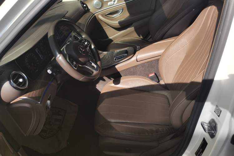 Used Mercedes-Benz E-Class 2019 Facelifted E 300 L Stylish Version
