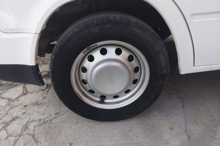 Used JMC Transit 2021 2.8T Space King Taurus Short Wheelbase Mid-Height 6-Seater Diesel Euro VI JX493
