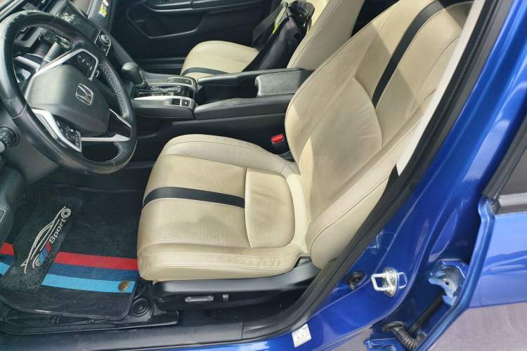 Used Honda Civic 2016 220TURBO CVT Prestige Edition
