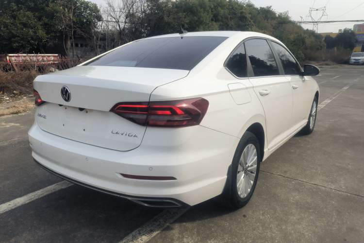 Used Volkswagen Lavida 2021 1.5L Automatic Comfort Edition
