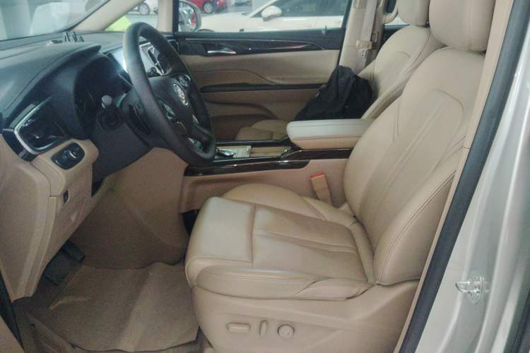 Used Buick GL8 2018 ES 28T Premium Model China VI Standard
